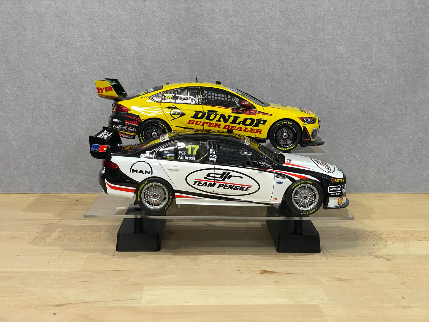 Scale Model Level Display Stand | 2 Tier | 1:18 Scale