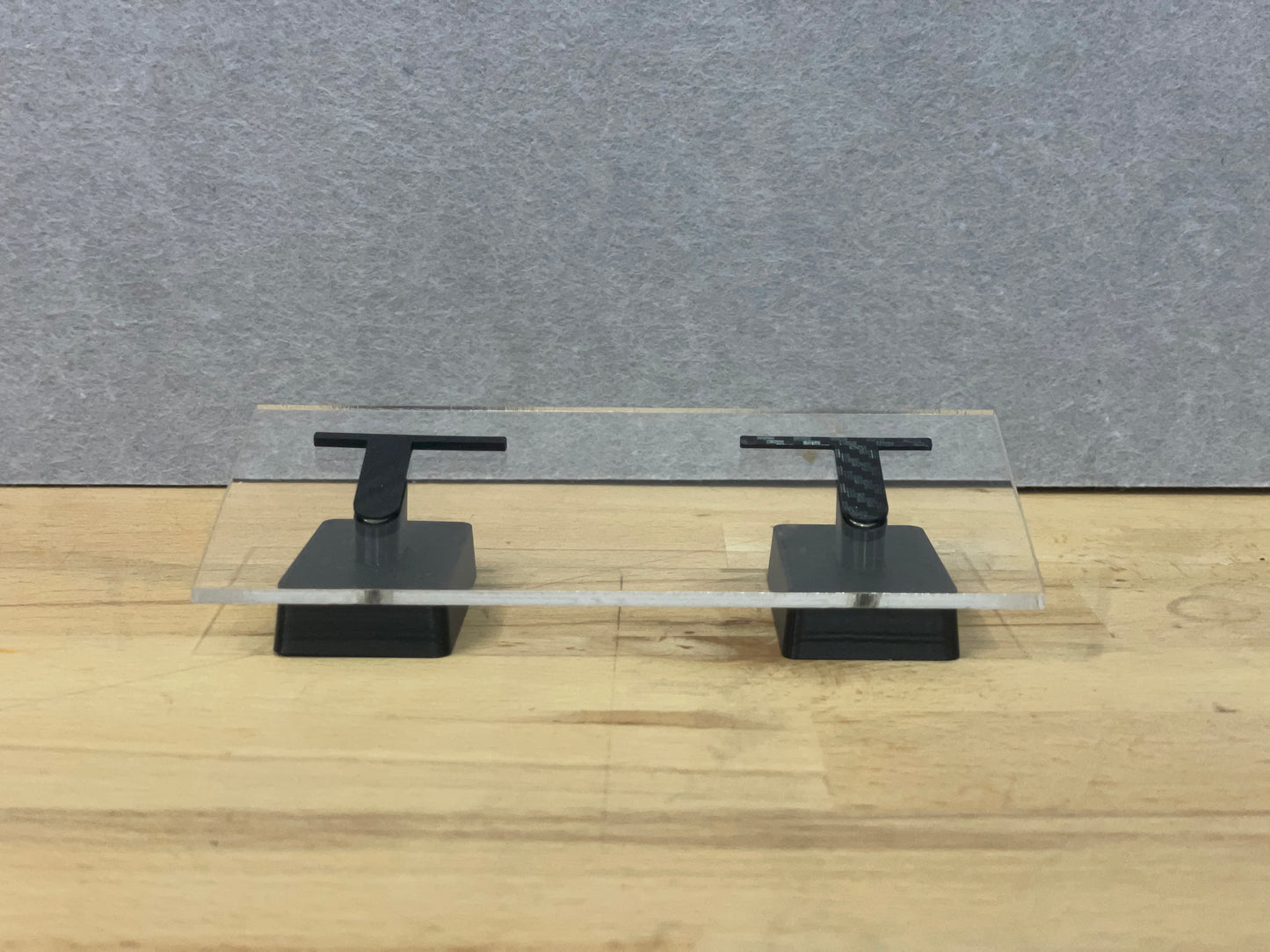 1:43 Scale Model Display Stand | Single Tier (Angled)