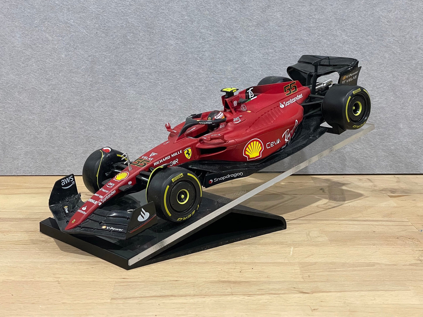 1:18 Scale Model Display Stand | Forward Angled