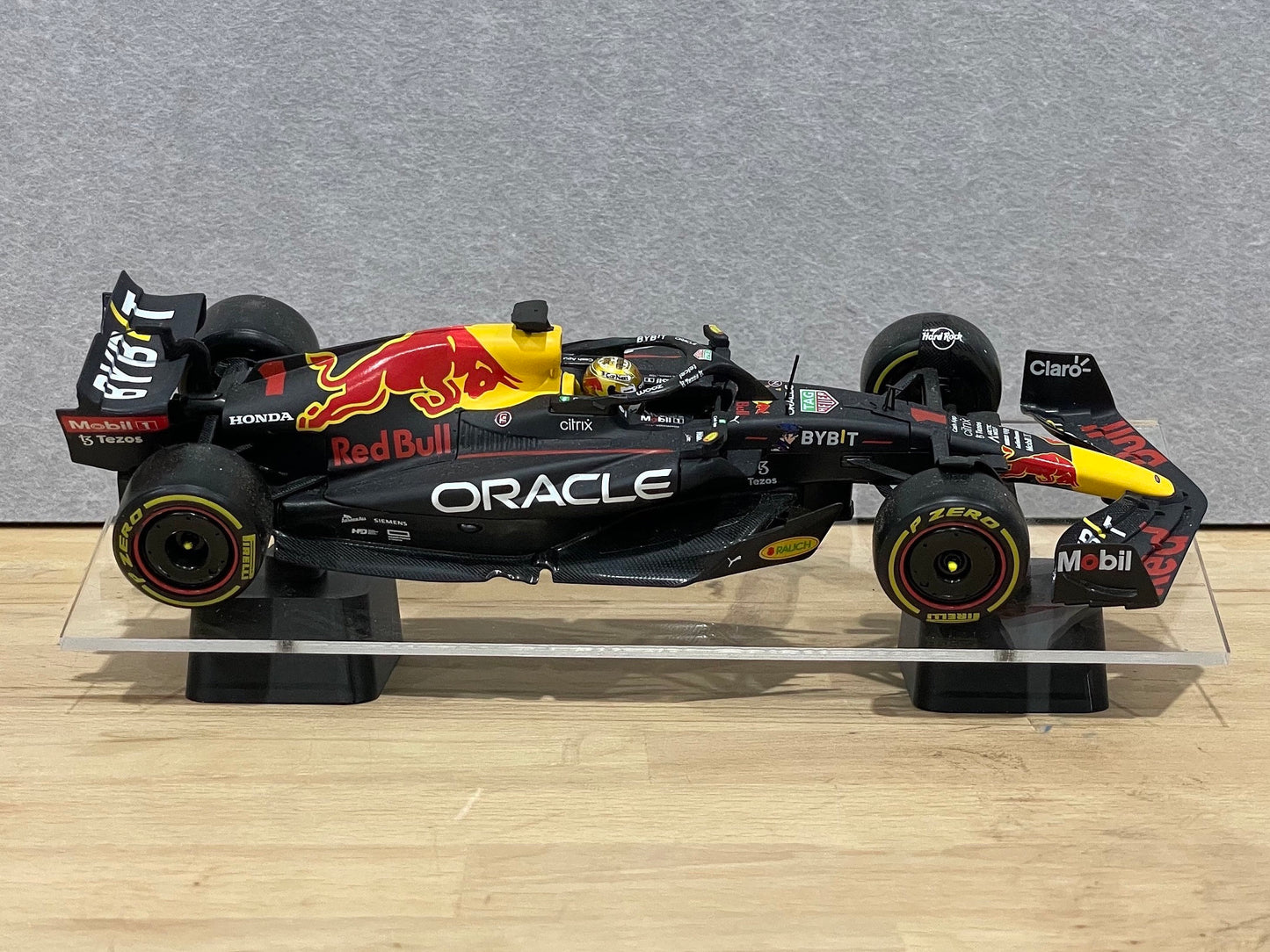 Scale Model Angled Display Stand | Single Tier | 1:24 Scale